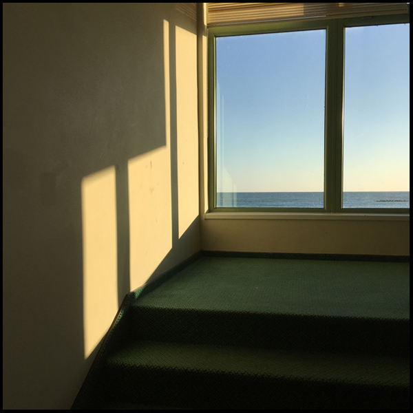 463 :: Sea & concrete